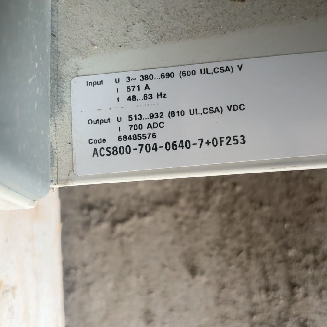 变频器ACS800-704-0640-7+0F253