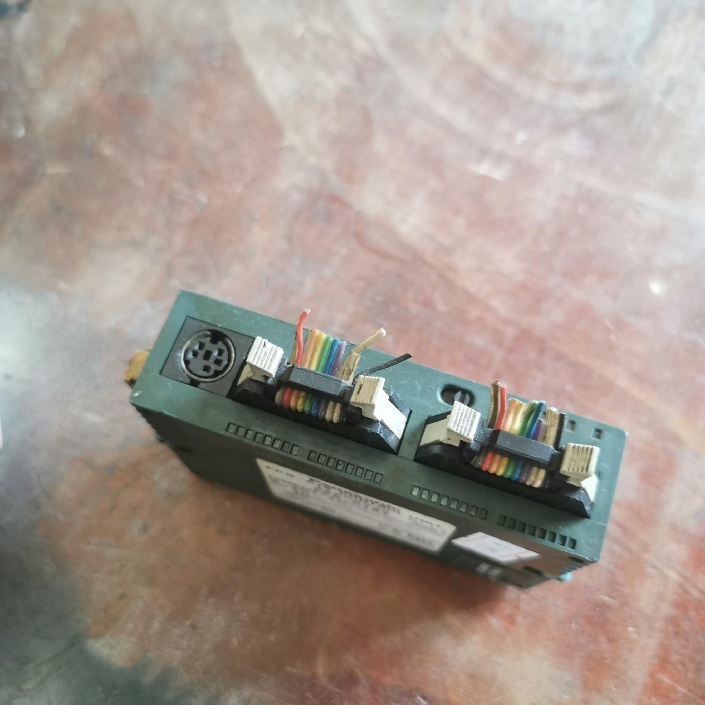 plc模块 FP0-C16T 实物图