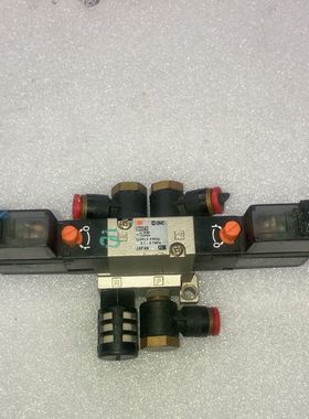 日本电磁阀VZ3240-1L OZC  100V AC