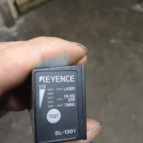 KEYENCE   BL-1301超小型数字条码读取器