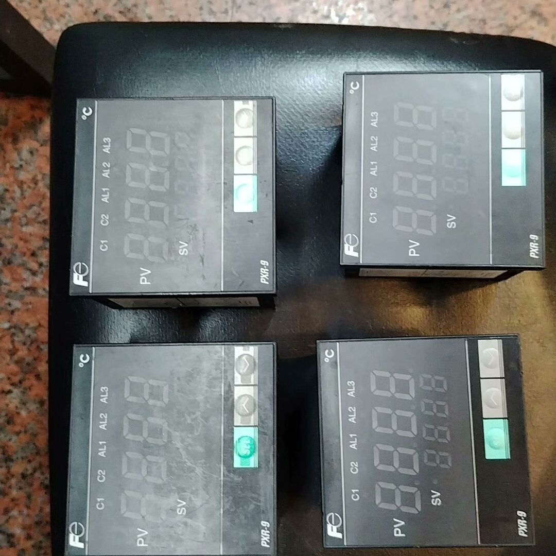 温控器PXR9TCY1-8W000-C