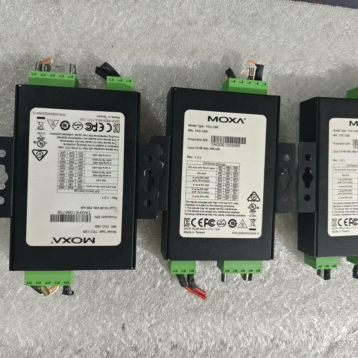 MOXA摩莎TCC-120I串口转光纤转换器 RS-422/