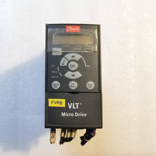 丹佛斯变频器型号：132F0018 FC-051PK75T4
