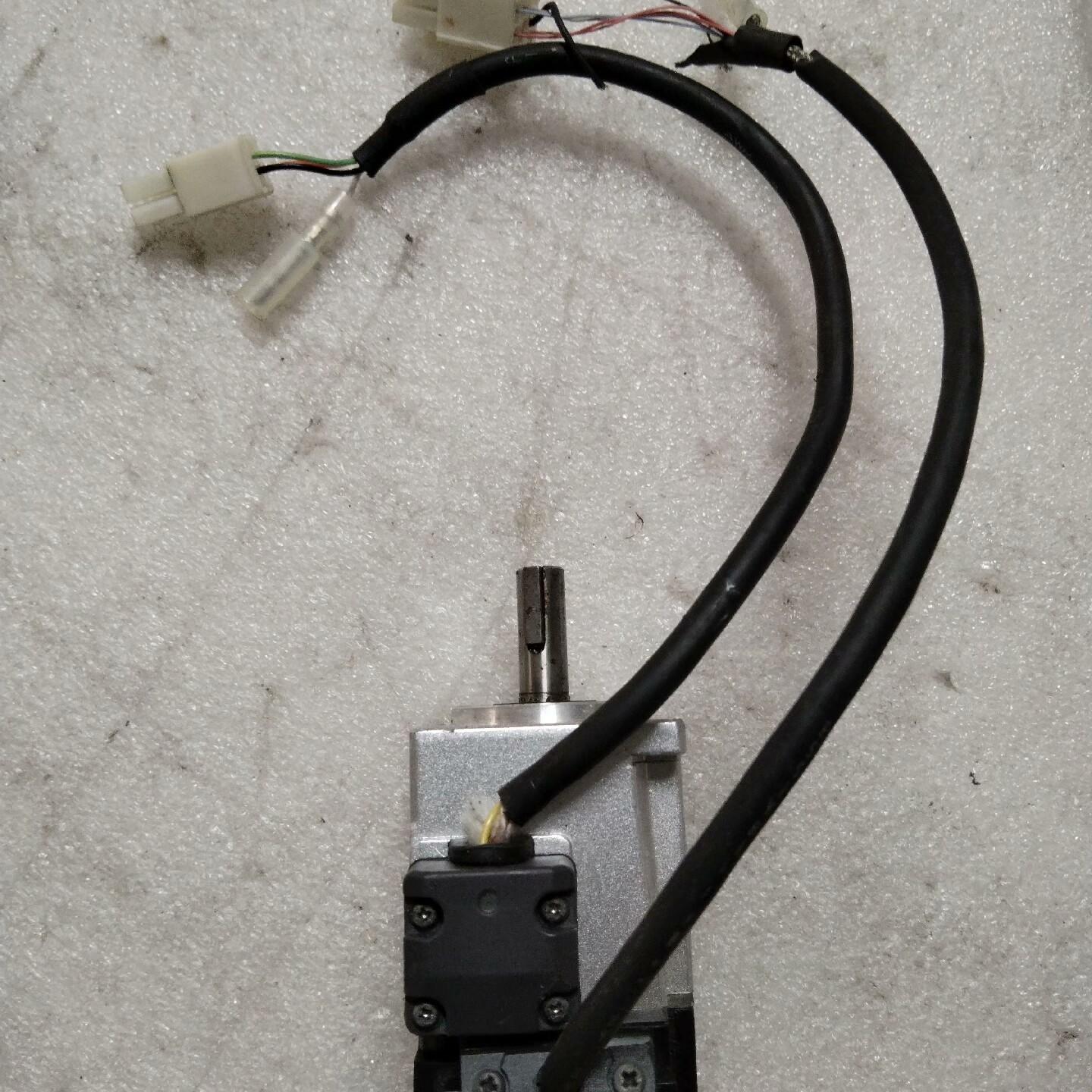 A6伺服电机 MHMF5AZL1U2M 50W 拆机的