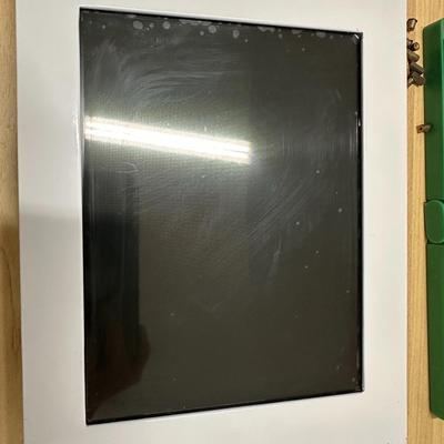 夏普液晶显示屏LQ080V3DG01B 6Y505788M