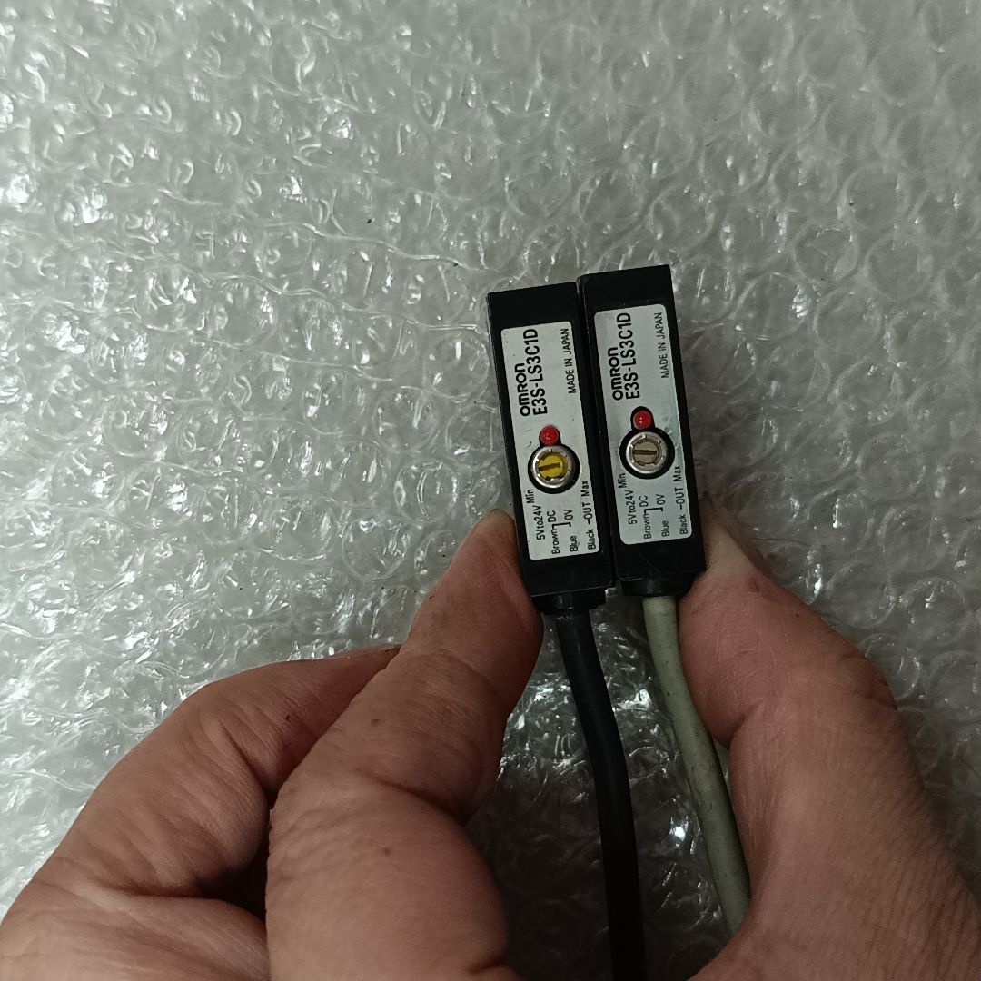 光电传感器E3S-LS3C1D
