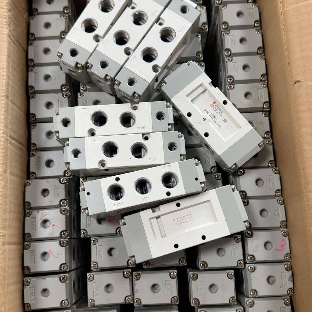 气控阀 VFA5220-03 气控阀 电磁阀。实