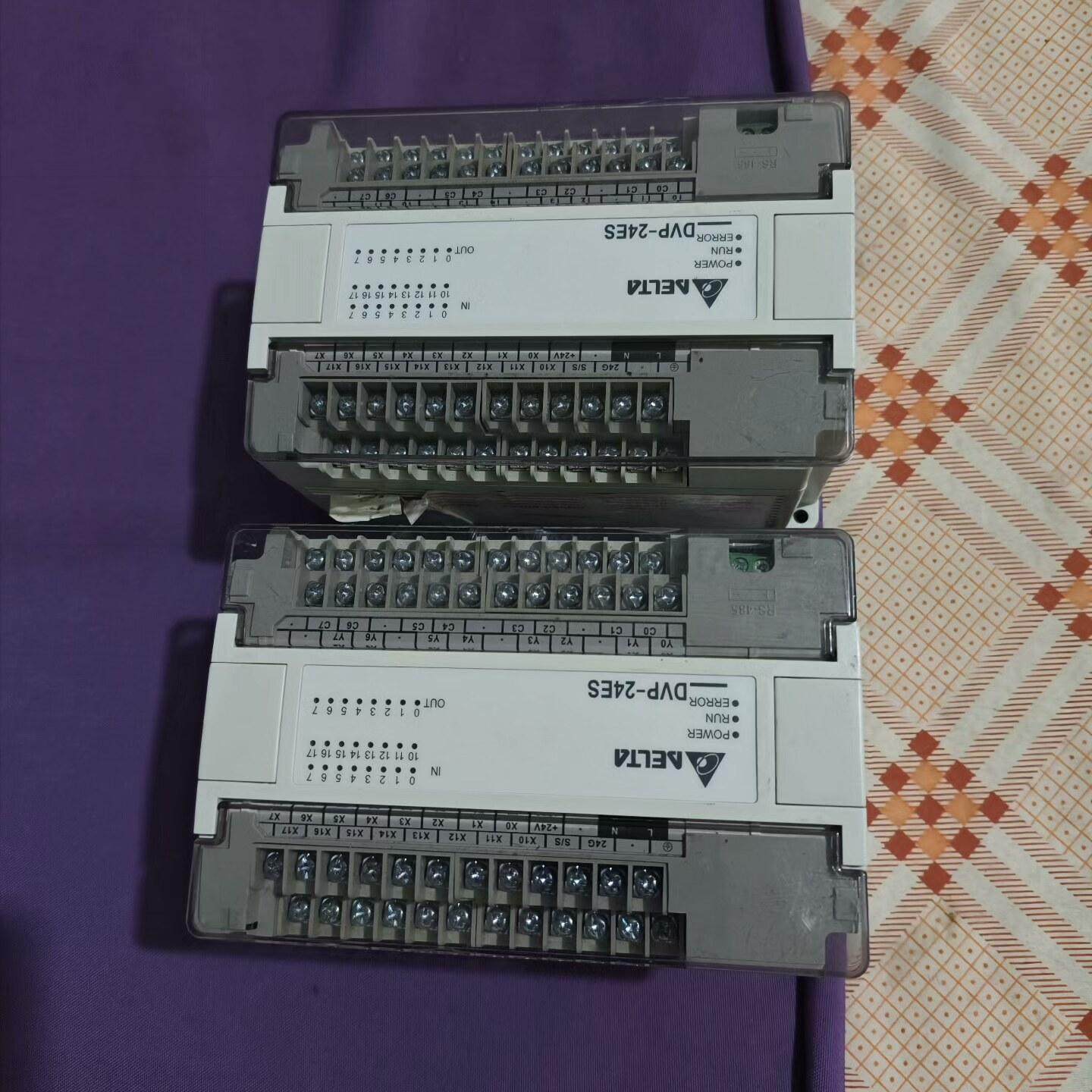 台达PLC  dvp24es00r2 成色嘎嘎新