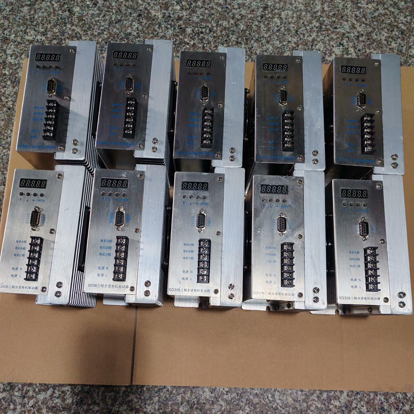 南京大地SD306步进驱动器