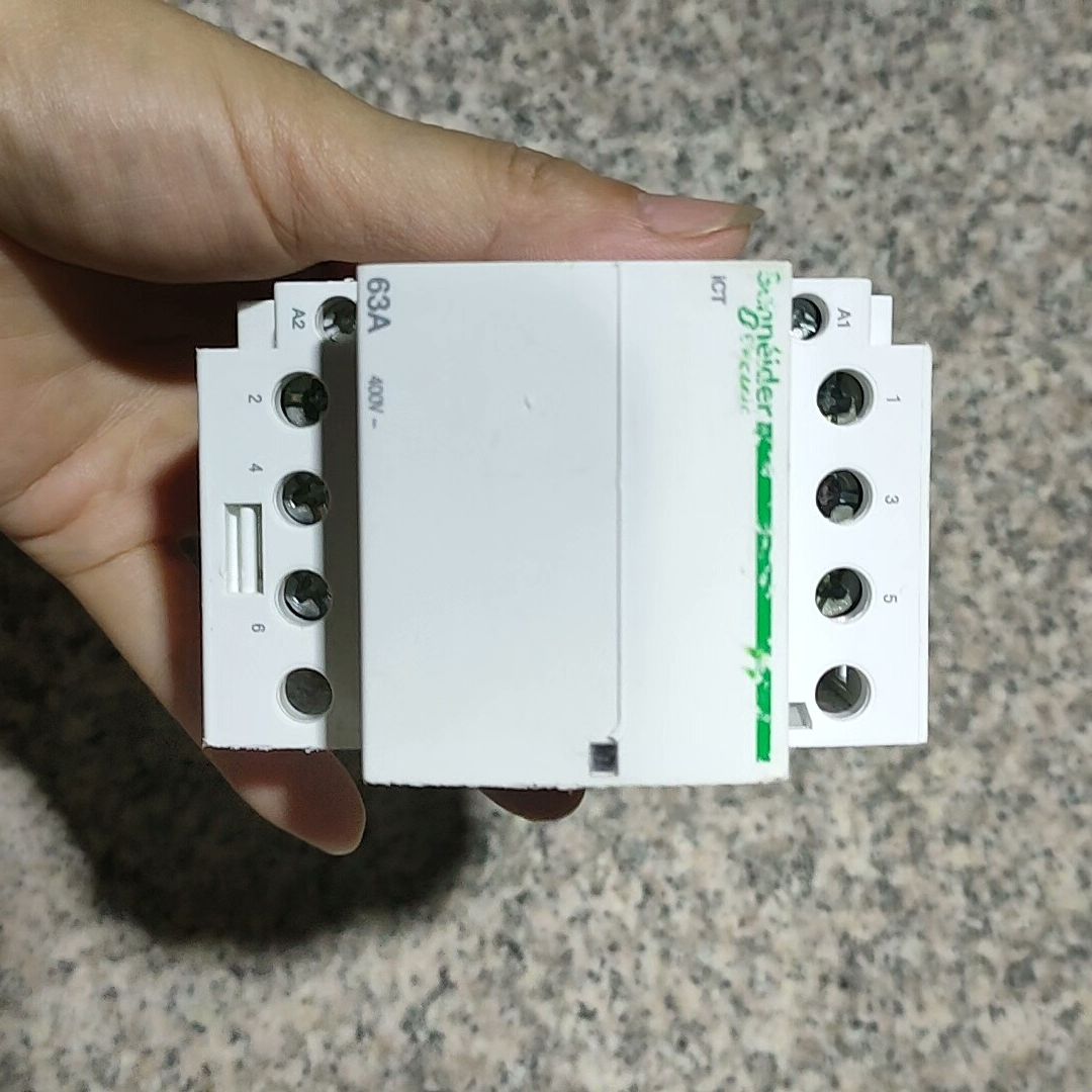 施耐德接触器iCT 63A A9C20862 正品拆机 实物