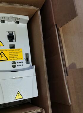 变频器ACS310-03E-08A0-4  工程余货询