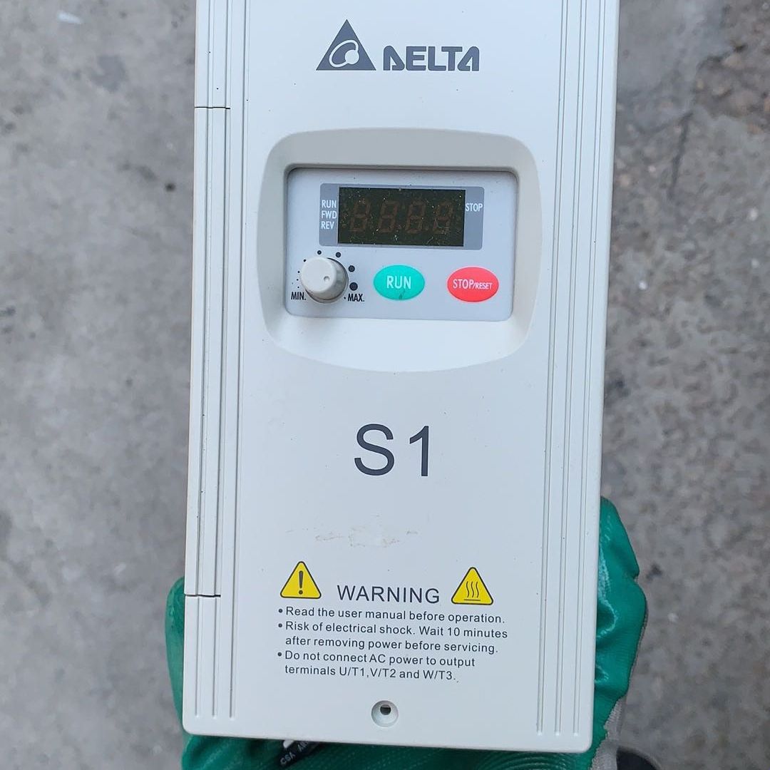 台达变频器VFD022S43D