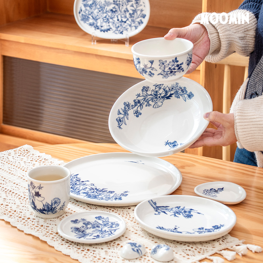 姆明日式手绘风陶瓷釉下彩餐具