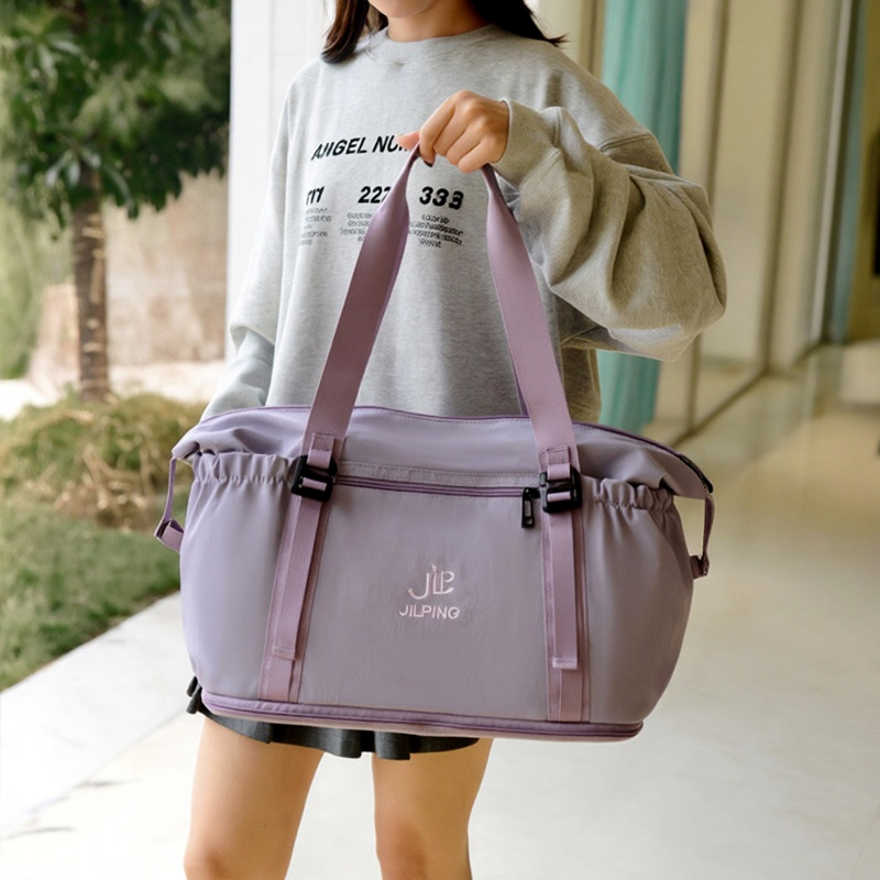 高颜值轻便大容量女旅行包