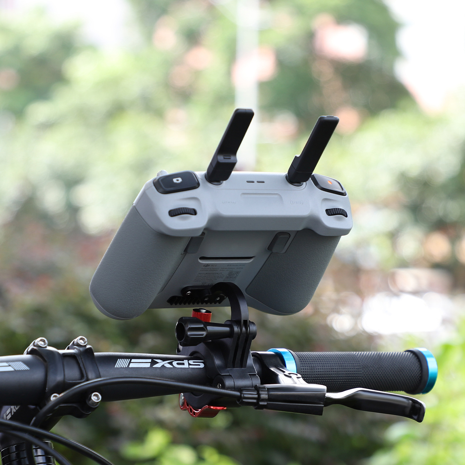 Mini5Pro/FLIP遥控器骑行支架RC2