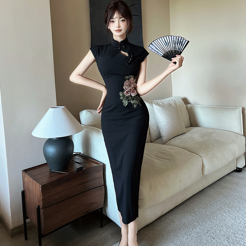实拍复古新中式改良玫瑰刺绣旗袍连衣裙女夏季修身黑色礼服长裙