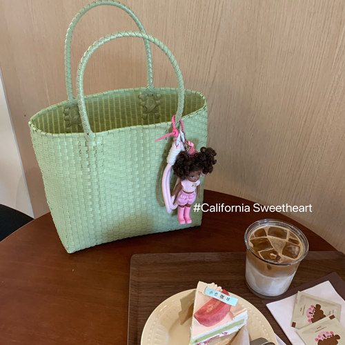 几千块的包都比不上我这款彩色包