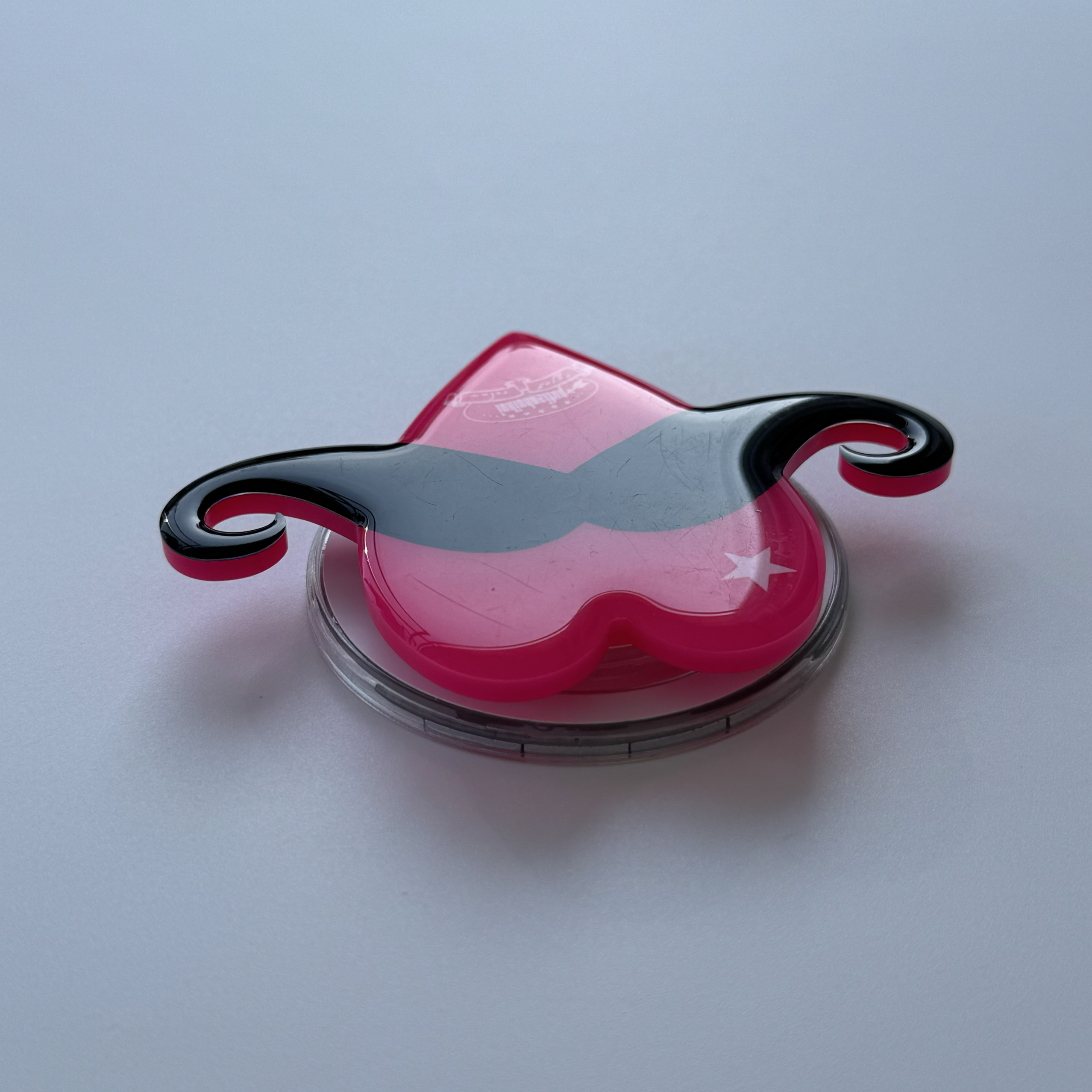 Heart & Beard Phone Grip - Direct from China Under $5 - Product image 3