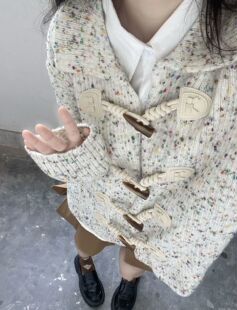 温柔韩系慵懒风宽松外穿针织衫 上衣 毛衣外套女秋冬新款 牛角扣开衫