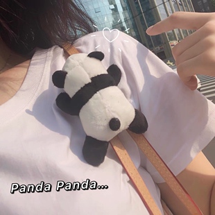 ins成都趴在你身上熊猫立体胸针可爱软萌少女心卡通围巾装饰配件
