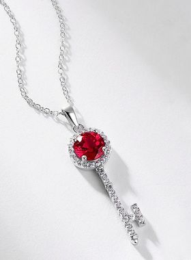 跨境新款几何简约培育红宝钥匙吊