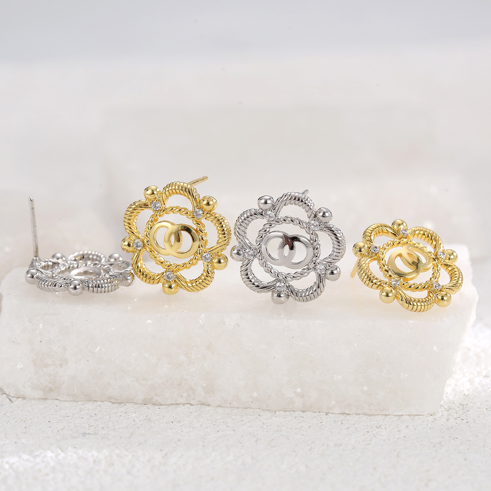 小香风轻奢百搭通勤花朵耳钉S925银针直播耳饰小众高级感饰品