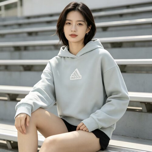 【换季特惠】Adidas阿迪达斯女秋冬连帽卫衣运动休闲套头衫IP7077