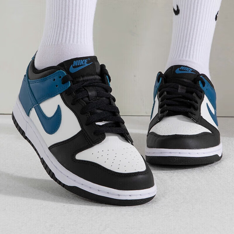 正品耐克NIKE DUNK LOW (GS)大童轻便耐磨休闲运动板鞋DH9765-104