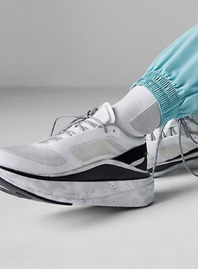 正品阿迪达斯aSMC Earthlight女子舒适透气减震耐磨跑步鞋GY6061