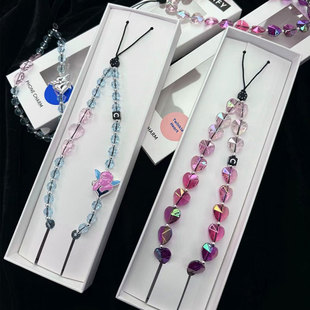 现货CASETiFY渐层爱心串珠手机链甜美时尚手腕带挂绳背壳挂件吊饰