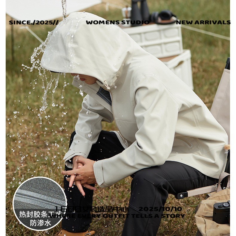 泉州犇潮服饰全热封加绒软壳冲锋衣防水防风户外套夹克无缝压胶登