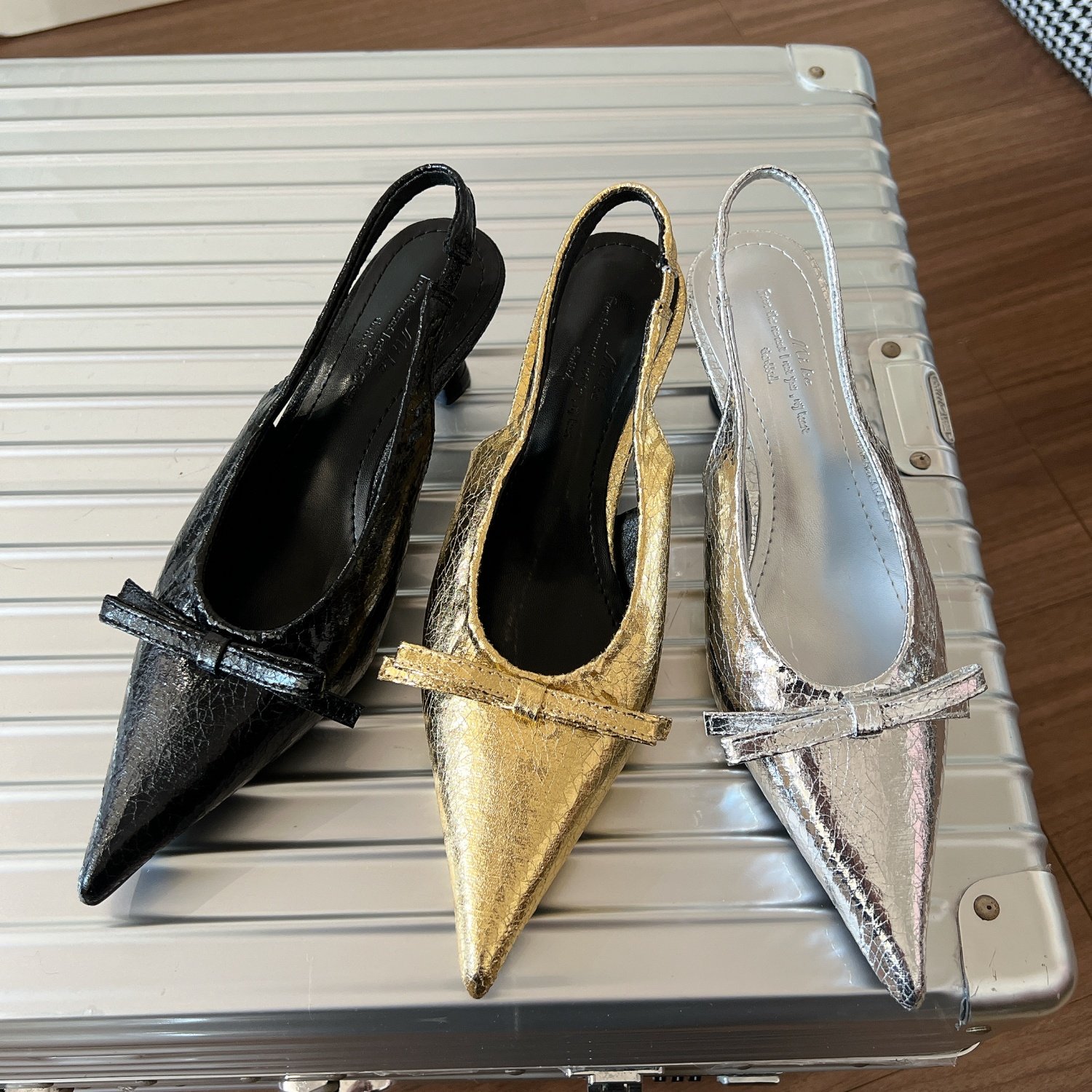 2026春季新款轻熟风金银尖头蝴蝶结细跟高跟鞋女裂纹百搭后空单鞋,女鞋,浅口单鞋,淘宝优惠券,粉丝福利购,淘宝优惠卷