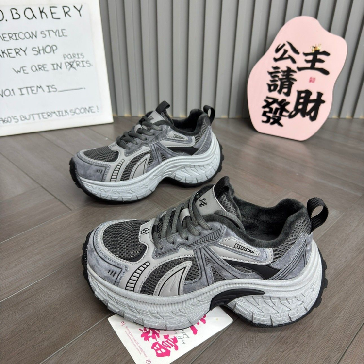 同款2025新款轻软透气运动休闲鞋超火厚底运动鞋老爹鞋女,运动鞋new,德训鞋,淘宝优惠券,粉丝福利购,淘宝优惠卷