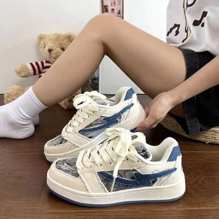 港风厚底面包鞋女ins国潮2025秋季新款情侣休闲运动鞋子学生板鞋