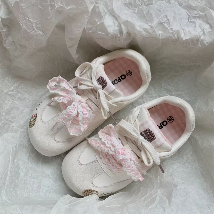 品牌特价韩版小众不撞款百搭小白鞋女秋季运动鞋休闲板鞋德训鞋