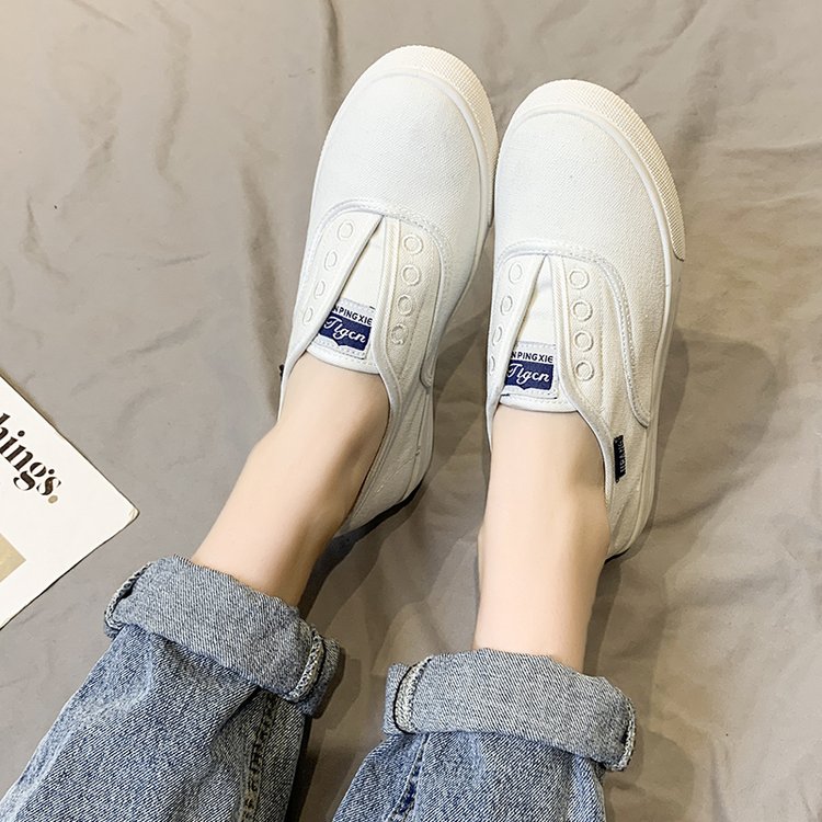 小白鞋女2025年新款春秋季懒人帆布鞋一脚蹬鞋子女潮ins百搭小众