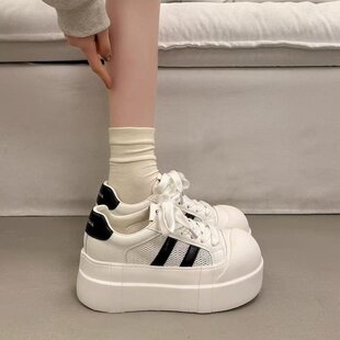 百搭小白鞋厚底增高板鞋女夏薄款透气2026超火新款运动休闲德训鞋