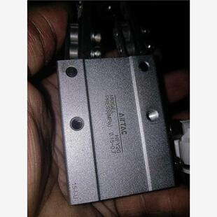 议价99新，亚德客手指气缸，型号HFY20,包好，准新，数量50