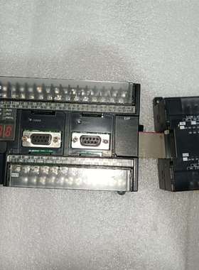 议价欧姆龙拆机的模块两个。型号cp1h x40dt d，