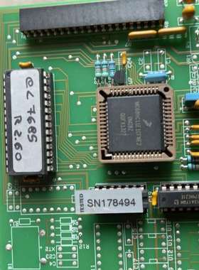 {议价}芯片MC68HC11E1CFNE2飞思卡尔主控，带板