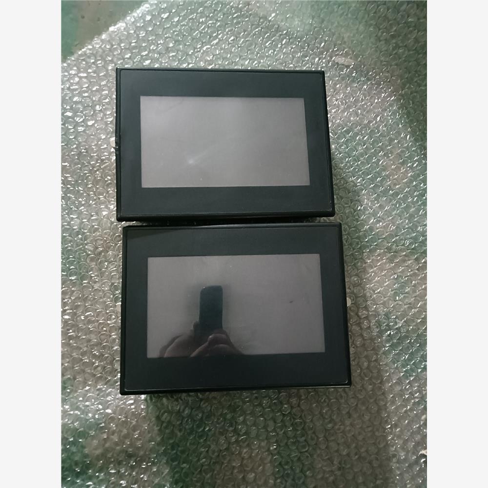议价99新，欧姆龙触摸屏