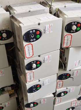 {议价}东芝VFS11-4037PL-WN 4KW，实物拍摄