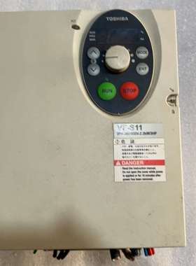 {议价}东芝变频器VF-S11-4022PL一台2.2kw380V