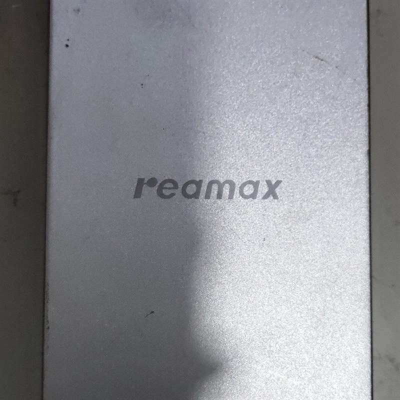 议价睿志睿景铝壳USB3.0硬盘盒，内含西数2T硬