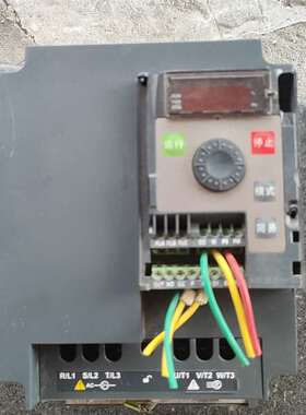 {议价}东芝VFNC3C-4055P变频器，功能完好