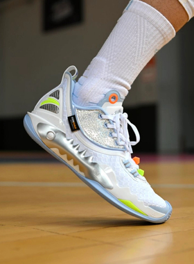 安踏狂潮5TEAM专业篮球鞋男氮科技实战减震运动球鞋112421606s