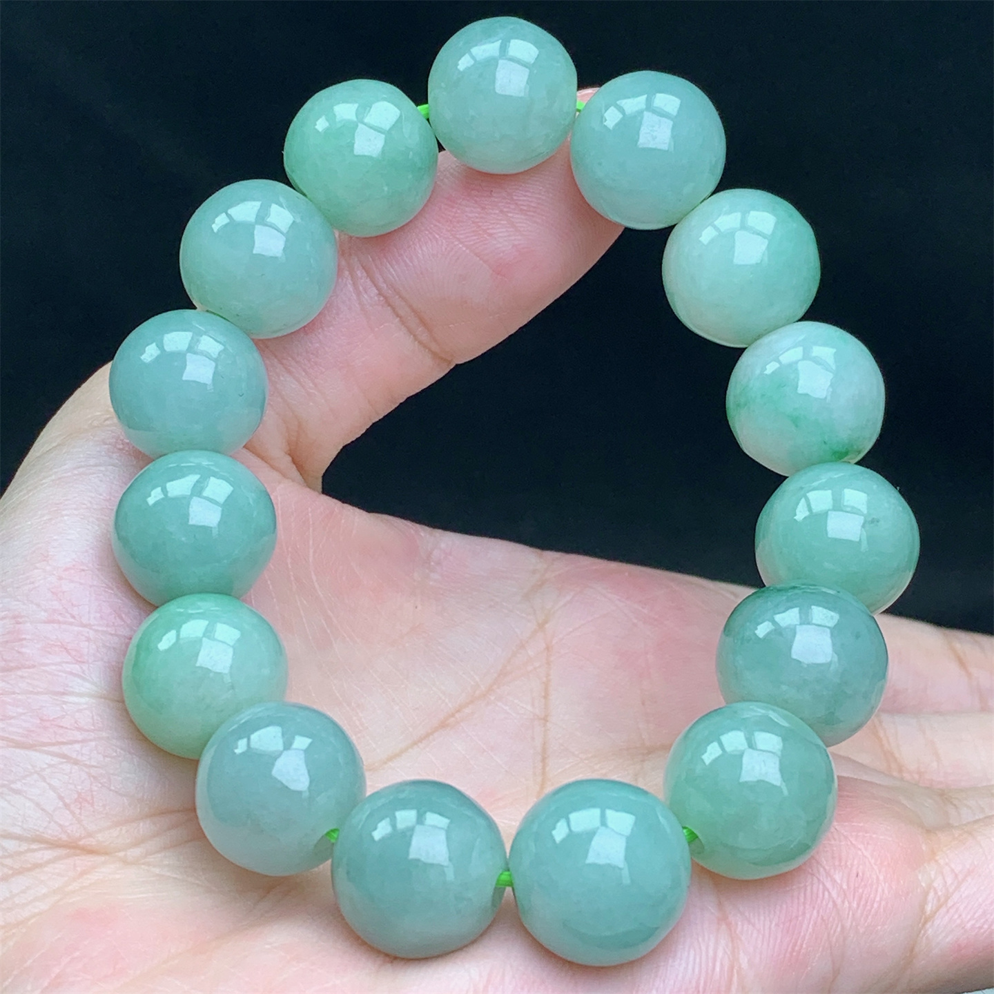 天然A货翡翠老种满绿圆珠手串
