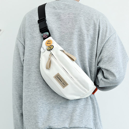 胸包男士斜挎包手机休闲腰包女