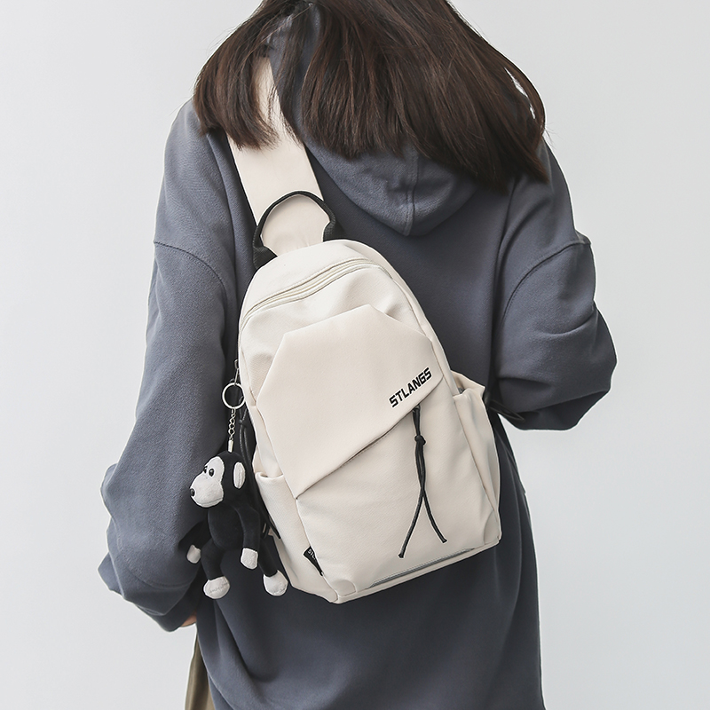 斜挎包男款大容量运动骑行登山包