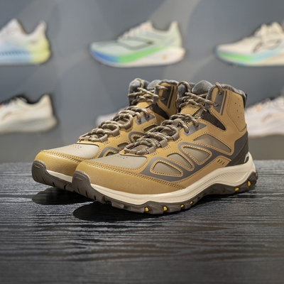 李宁中帮加绒休闲鞋男子2025冬季新款革面防水保暖防滑运动鞋男鞋